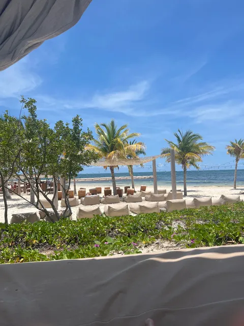 Beach Club Puerto Cancun