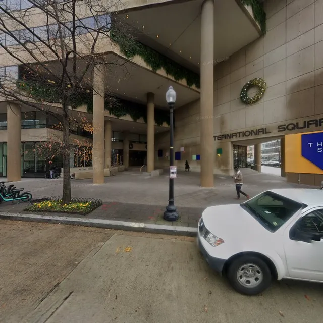 Chris Kourkoulakos Jewelers