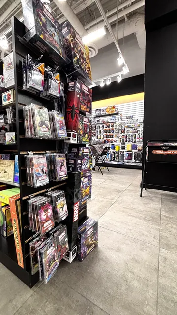 Summit Comics & Games