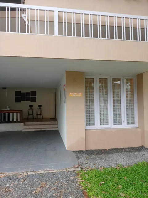 OYO Home 41710 Casilda Design