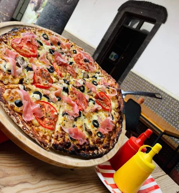 RICHETTA Pizza Artesanal