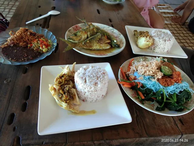 Buitan Food and Coffee