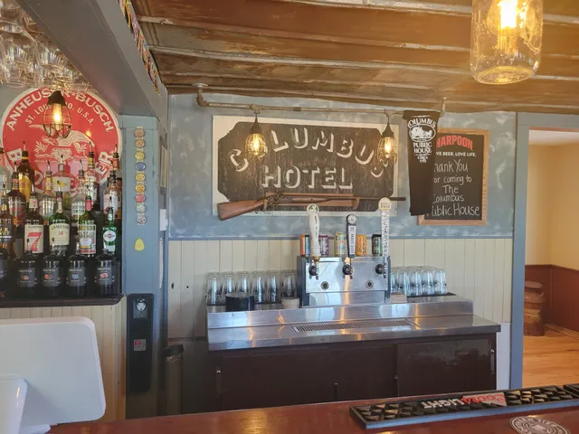 Columbus Public House
