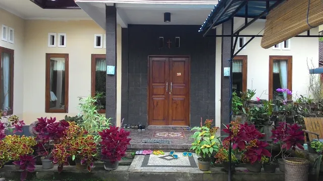 Shalom Homestay Blimbingsari Village