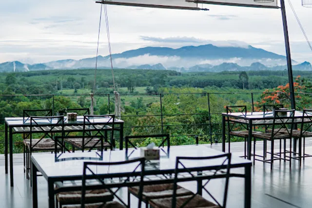 Rabbiz Hilltop Restaurant