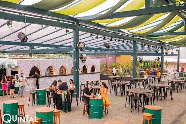 Chale's Food Park yard