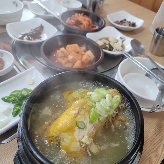 비봉상황삼계탕오리불고기