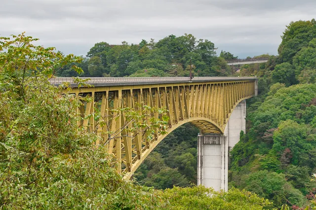 Yatsugatake Kogen Bridge
