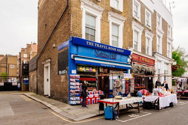 Travel 67+ Shop London