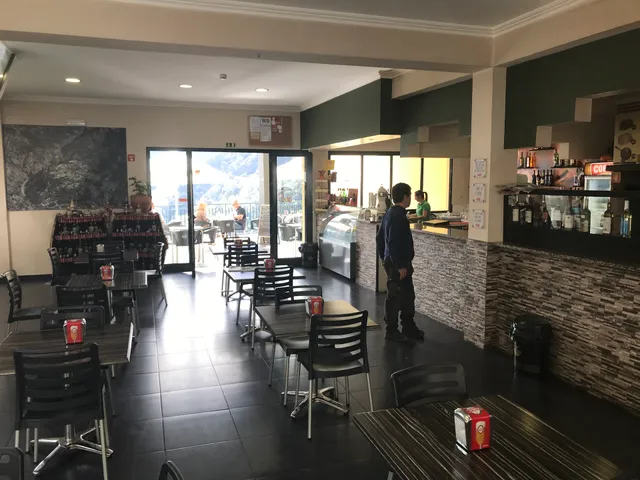 La Perla Restaurante | Bar