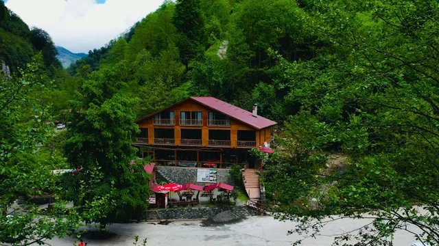 Kamilet Pansiyon ve Restoran