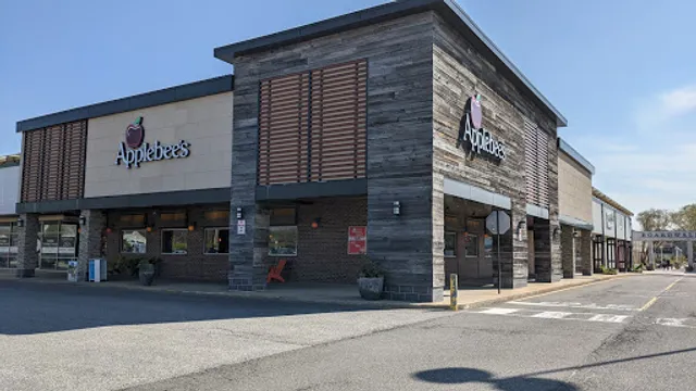 Applebee's Grill + Bar
