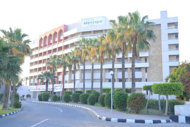 Mercure Ismailia Forsan Island Hotel