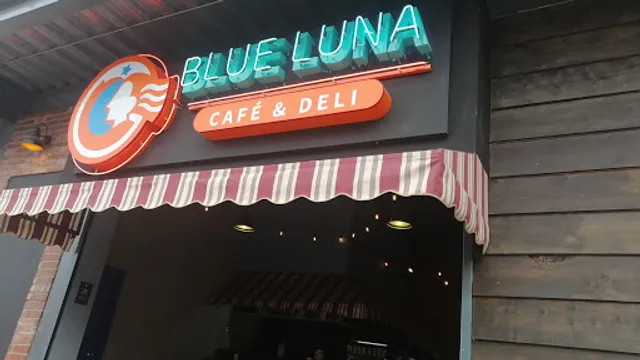 Blue Luna Café | Casa Blanca