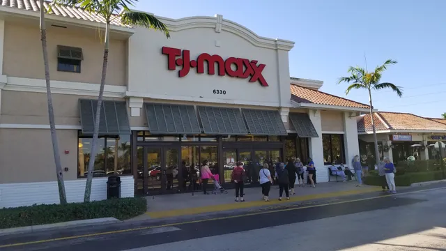 T.J. Maxx & HomeGoods