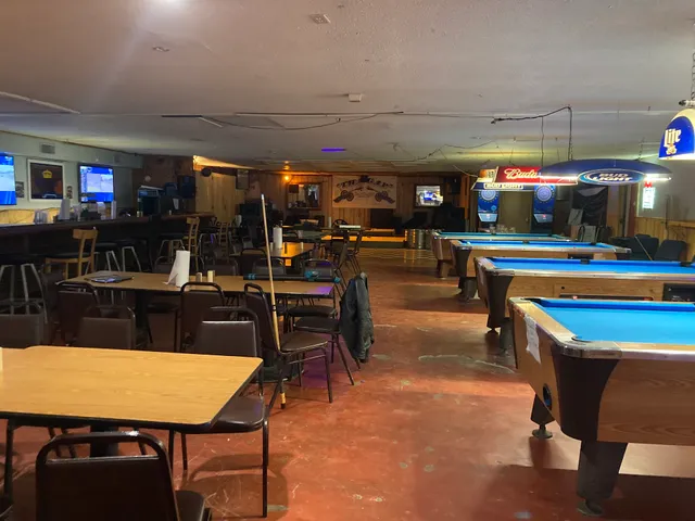 "Tha Gap" Bar and Grill