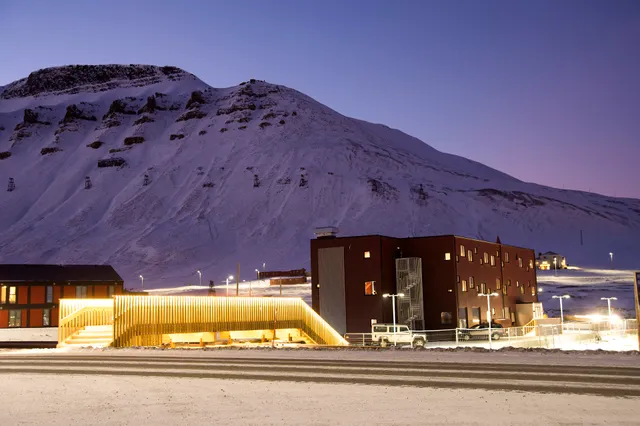 Svalbard Hotell | The Vault