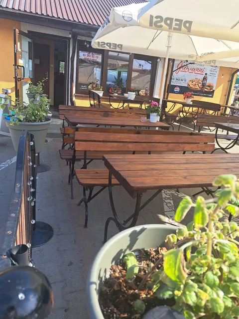 Pizzeria Giovanni Bistro