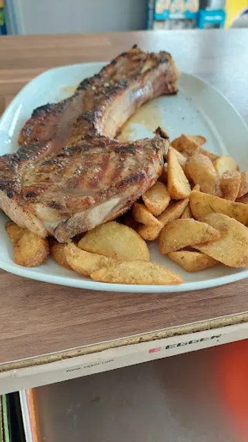 O Ksaderfos Taverna Karavostasi