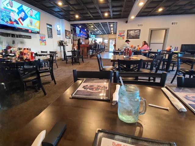 The Corner Bar and Grillz