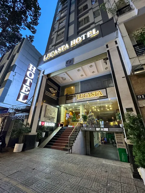 Khách sạn LUCASTA HOTEL