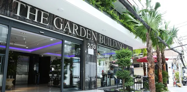 THE GARDEN BUILDING