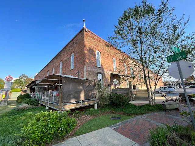 11th and Bay Southern Table