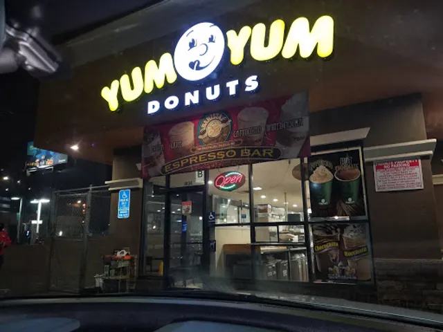 Yum Yum Donuts