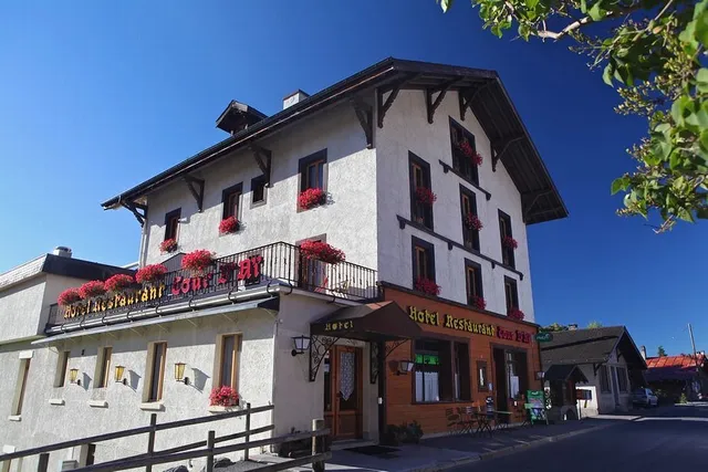 Hôtel Restaurant La Tour d'Aï - Leysin