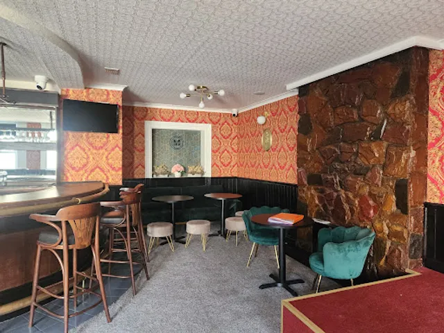 The Royal Standard Restaurant Romanesc