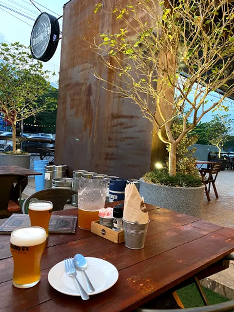 Daddy G's Smoke & Brew