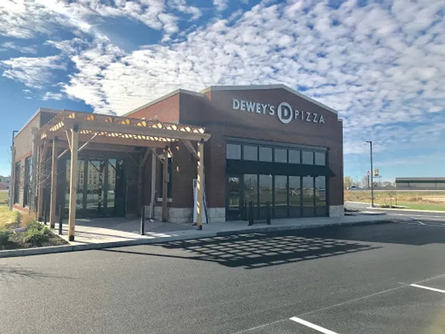 Dewey's Pizza - O'Fallon