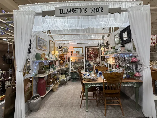 Copper Mill Mercantile Granite Falls - Antique & Artisans Market