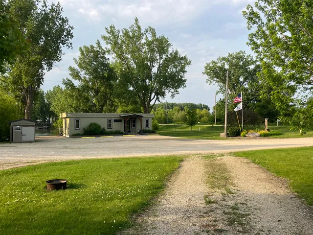 Three Fingers Campground