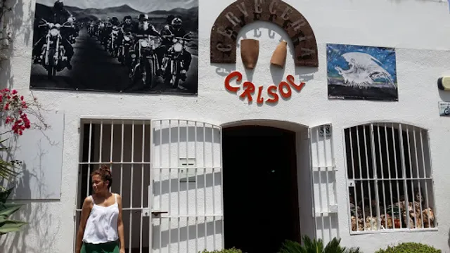 LEGENDARY RESTAURANTE CRISOL