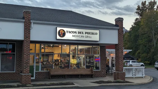 Tacos del Pueblo Mexican Grill
