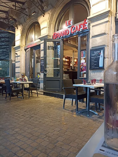 Le Grand Café