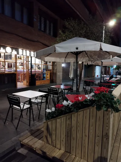 El Refugi de Gracia Bar