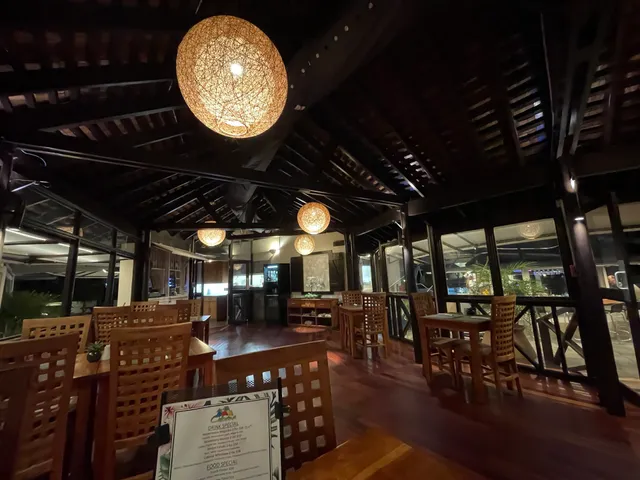 Cabana Bar And Grill @ Royal Palm Beach Resort