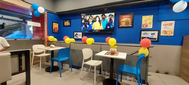 HAPPY BEAR - Airport Metro