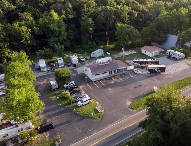 Lake's Edge RV Park
