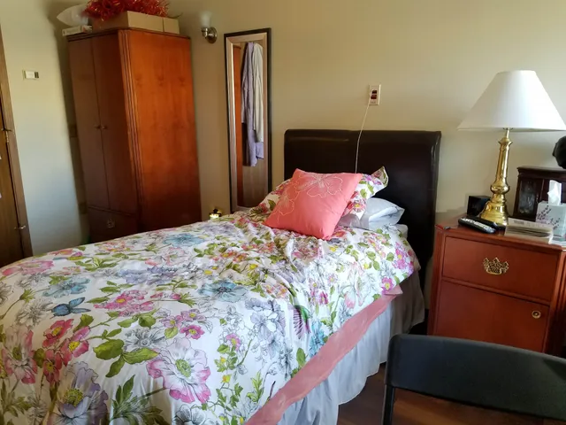 Laurelwood Assisted Living, LLC