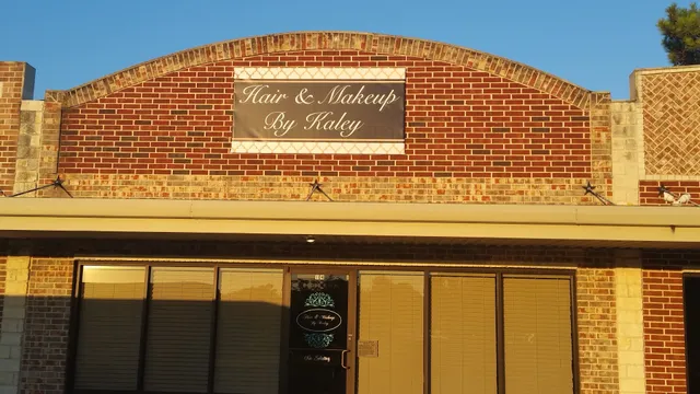 Hair & Makeup By Kaley