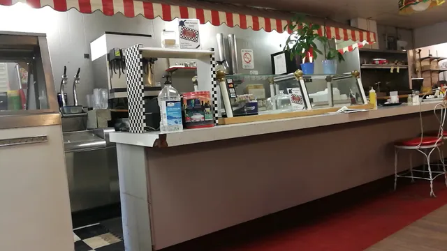 Raymond's Ice Cream Parlor
