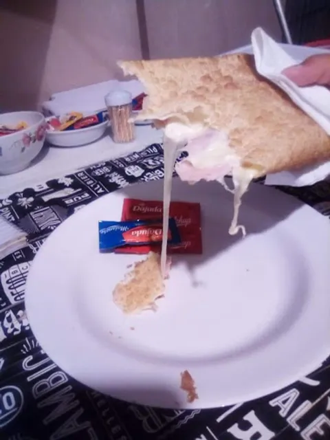 Prensadão Laches, Pasteis