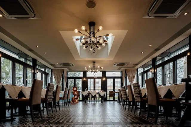 Spiller | Villa del Contado