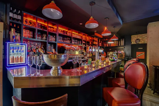 Bistrot Le Titi Parisien / Nouveau propriétaire depuis janvier 2023