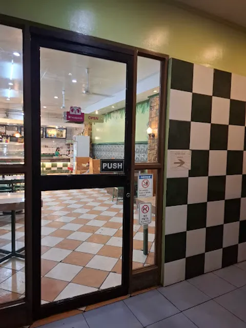 Aling Lucy's Panciteria - Pamplona