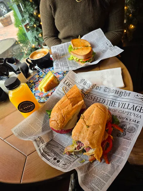 La Grekka Café Art & Lounge