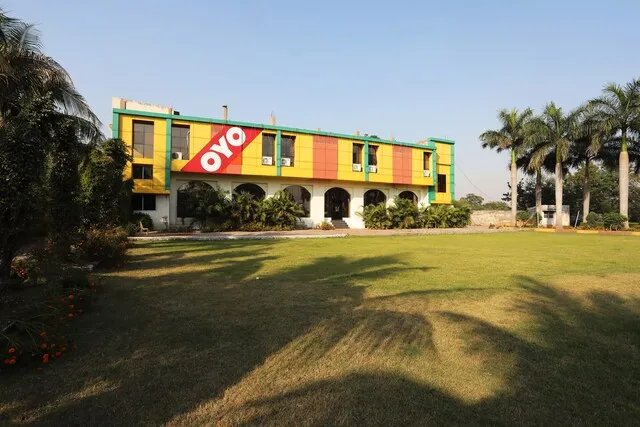 OYO Dhotre Marriage Garden